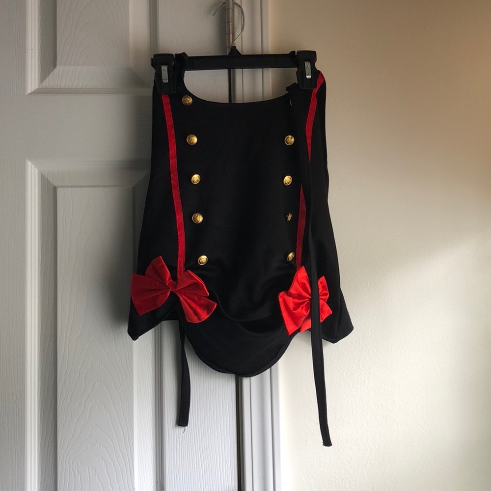 Krul Tepes anime cosplay